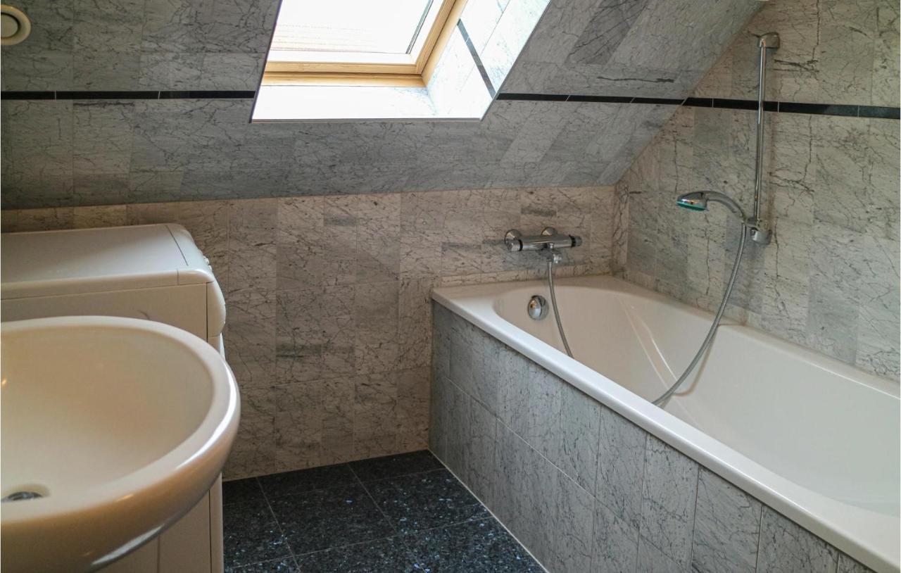 2 Bedroom Gorgeous Home In Hohenkirchen Hohenkirchen  Luaran gambar